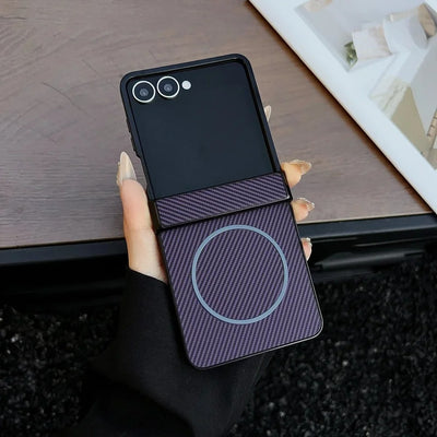 FlipForge Carbon – Ultra-Thin Carbon Fiber Z Flip Case