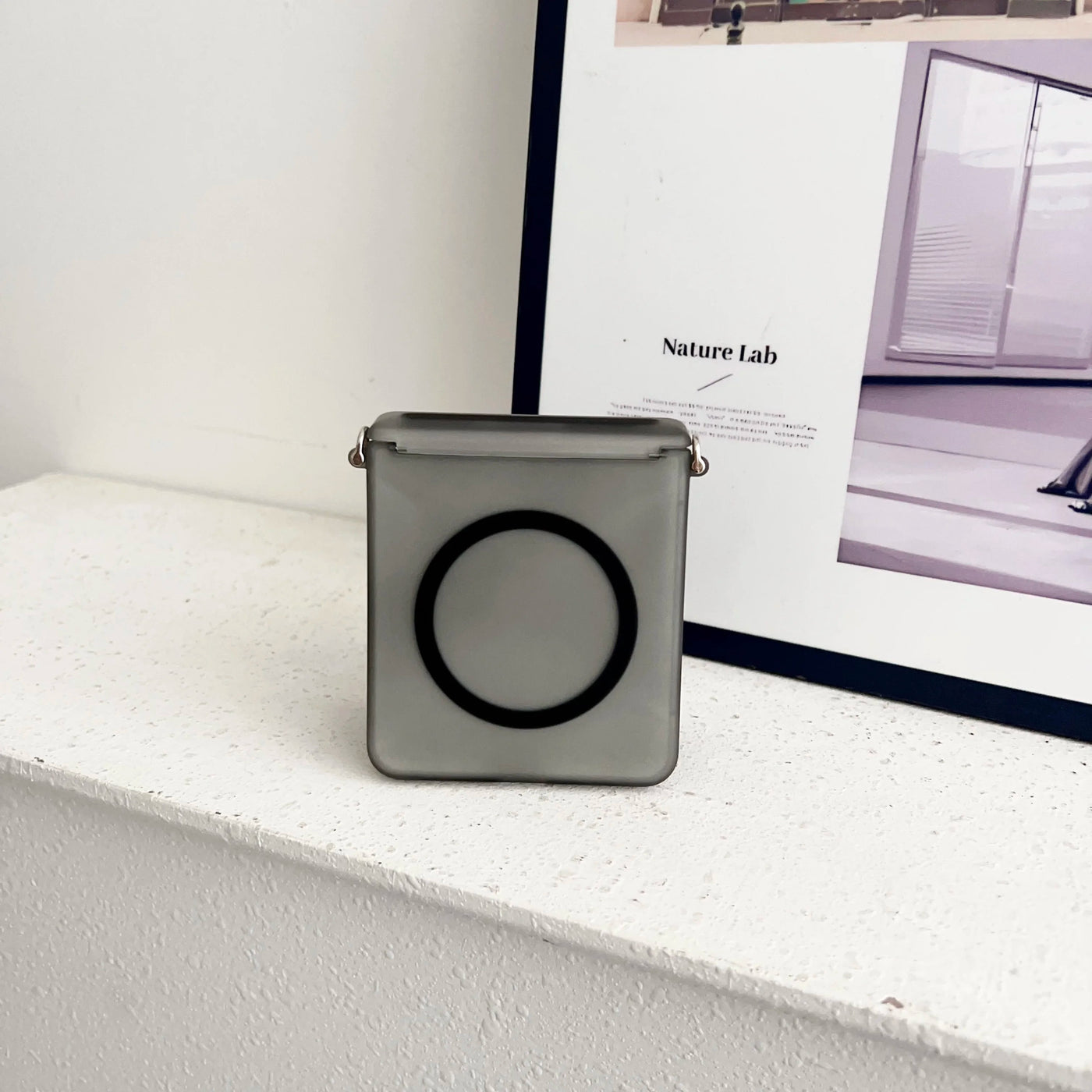 HangMag Flip 7,6,5,4 – Matte Strap MagSafe Case