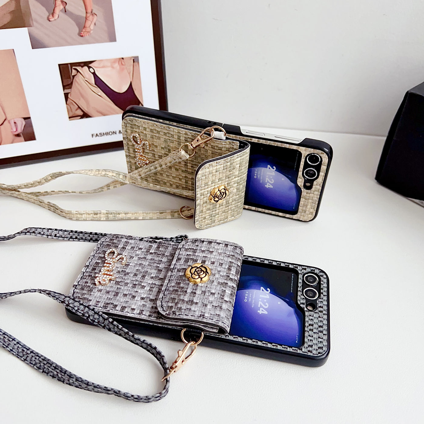 K-Style Bloom Z Flip 6,5,4,3 Pearl Card Bag & Case