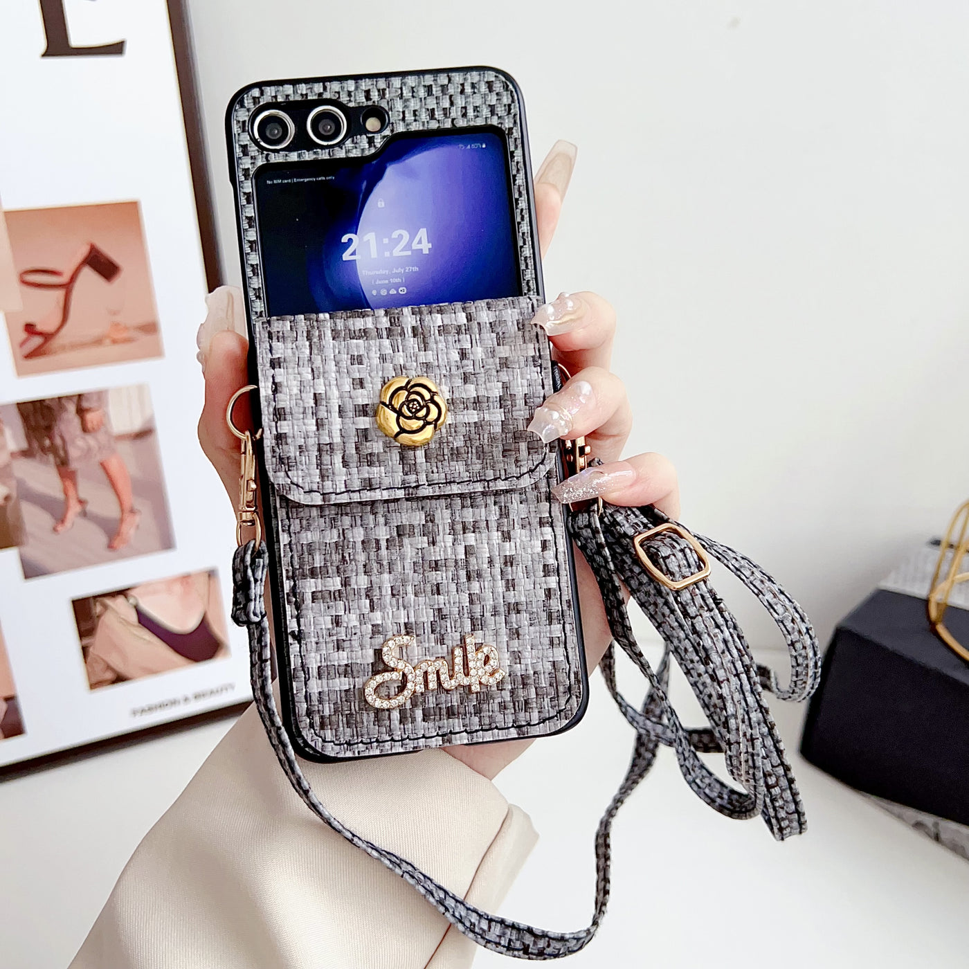 Samsung Galaxy Z Flip 6 Camellia Pearl Case